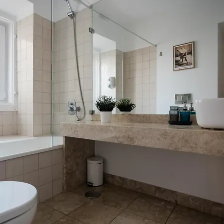A Janela, Charming In Center Appartement Lissabon
