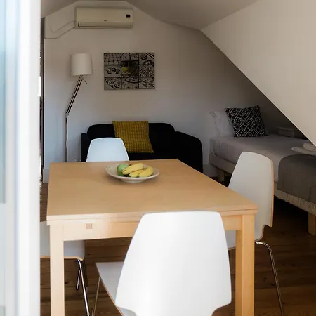 Appartement A Janela, Charming In Center *