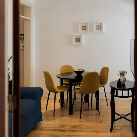 A Janela, Charming In Center Apartament *