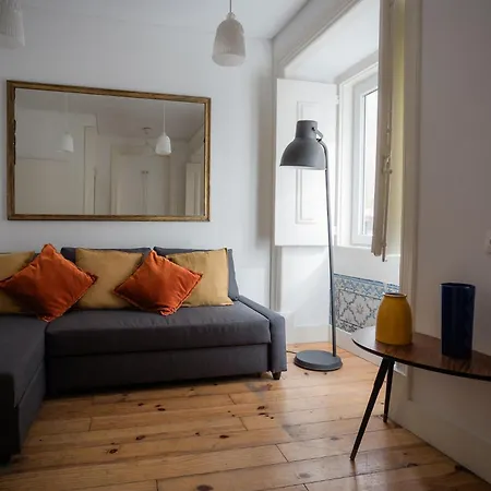 Apartamento A Janela, Charming In Center Lisboa
