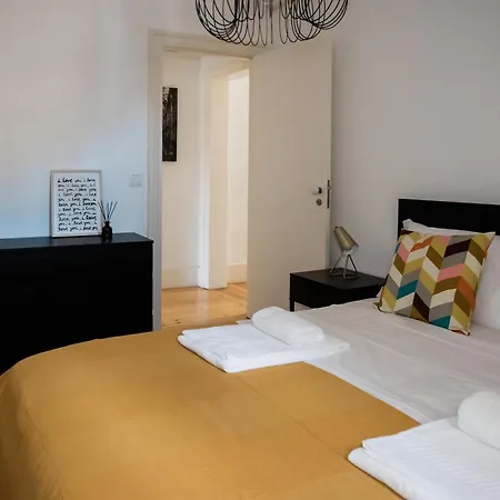 Appartement A Janela, Charming In Center Lissabon
