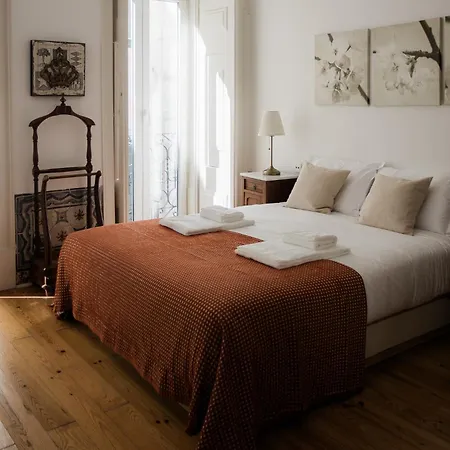 A Janela, Charming In Center Apartment