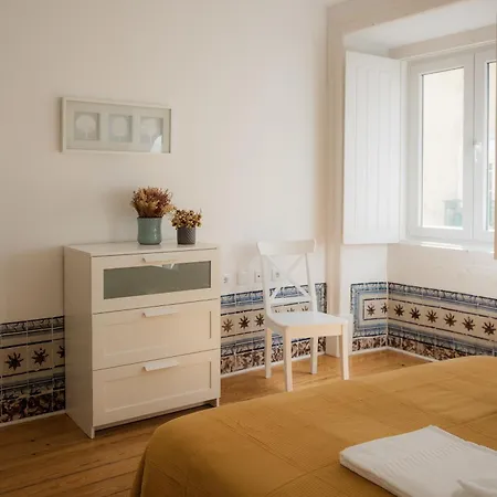 A Janela, Charming In Center * Lisbon