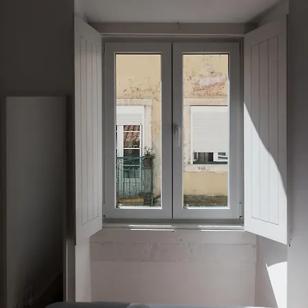 à Janela, Charming In Center