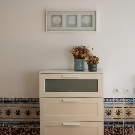 à Janela, Charming In Center