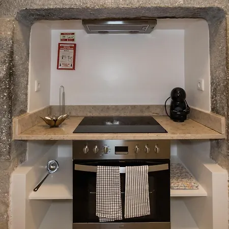 à Janela, Charming In Center